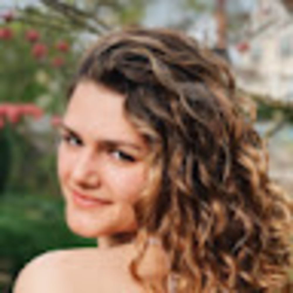 Meet your Posher, Emma